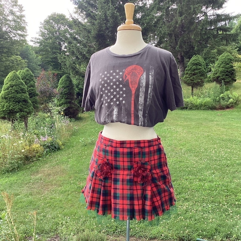 Upcycled vintage Orvis red plaid pleated mini skirt/net crinoline pockets Sz Med